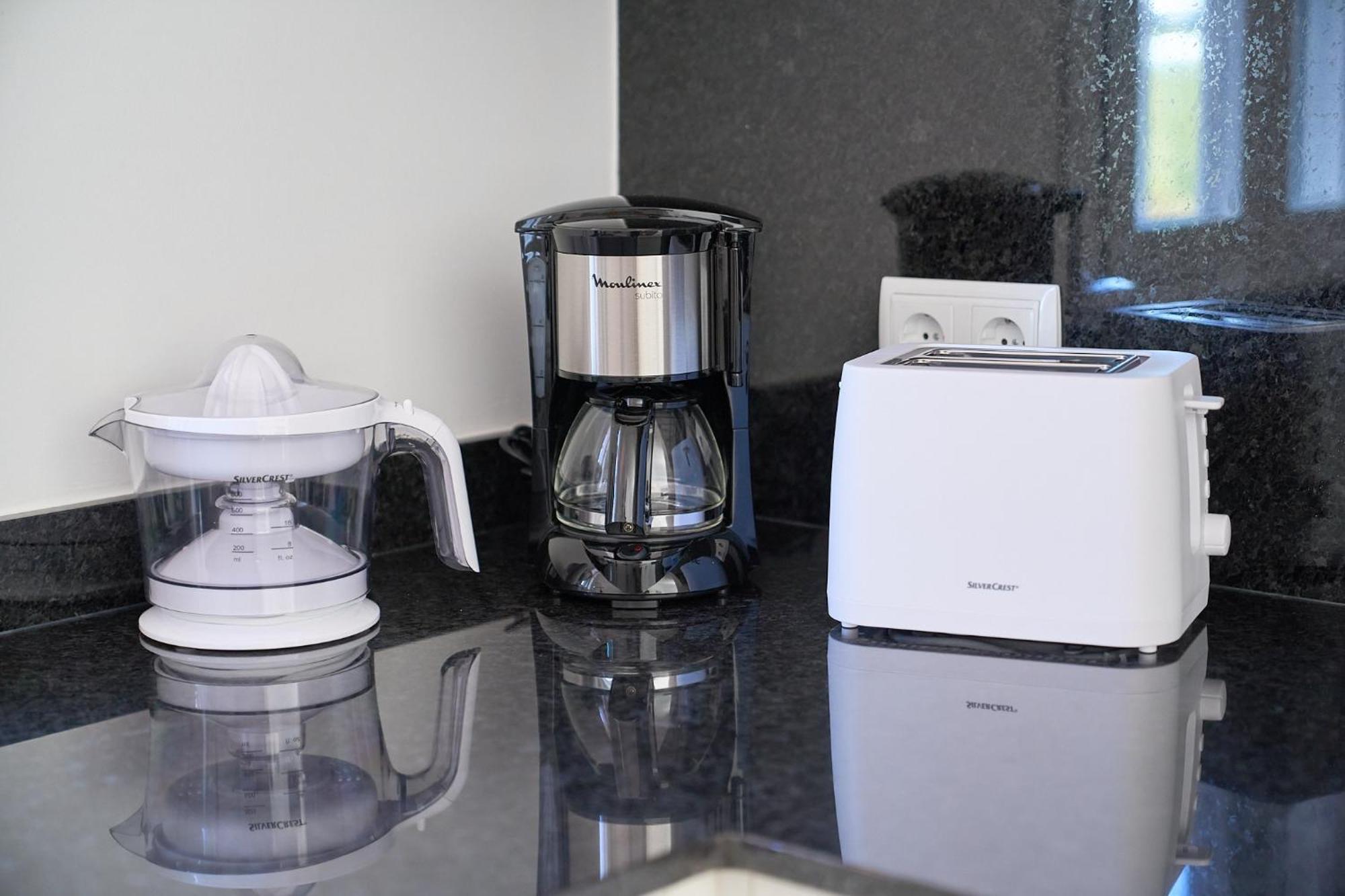 Apartamento Sanmartino Con Jacuzzi 투이 외부 사진