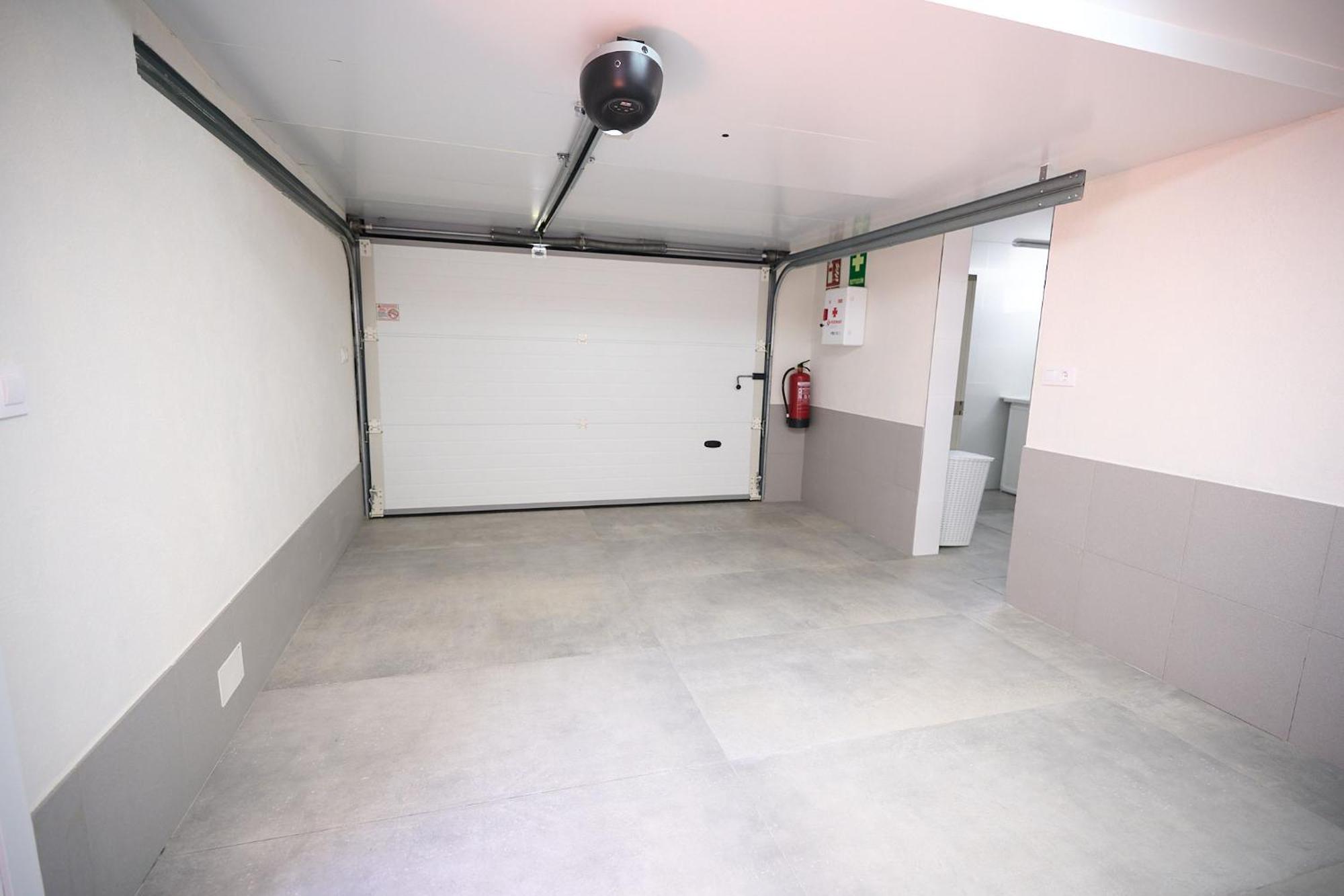 Apartamento Sanmartino Con Jacuzzi 투이 외부 사진